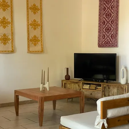 Renato Сasa de vacaciones Porto Pino